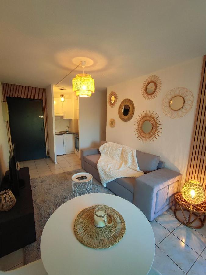 2 Pieces Proche Plage + Parking Гольф-Жуан Экстерьер фото